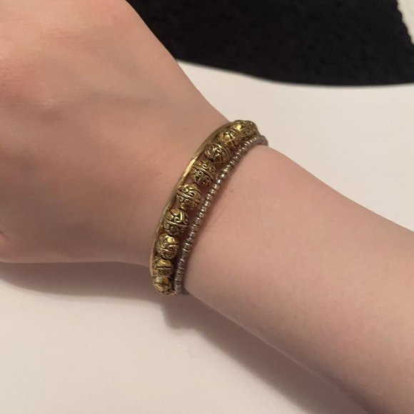 Women’s Gold Tone Stretchy Spiral Costume Beaded Bracelet - Picture 5 of 7